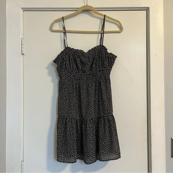 Madewell Black White Mini Dress Sophia Cami Tiered Mini Dress in Micro Daisy 2 - Picture 3 of 11